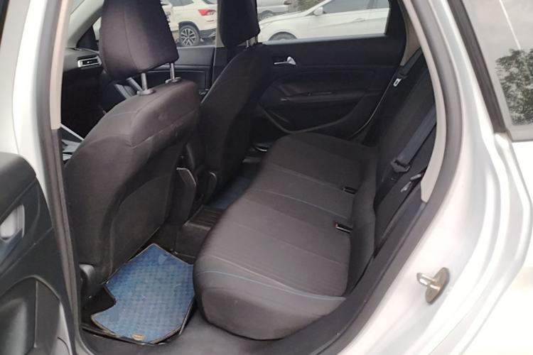 Used Peugeot 308 2019 190THP Automatic Fashion Edition China V Standard Left Rear Seat