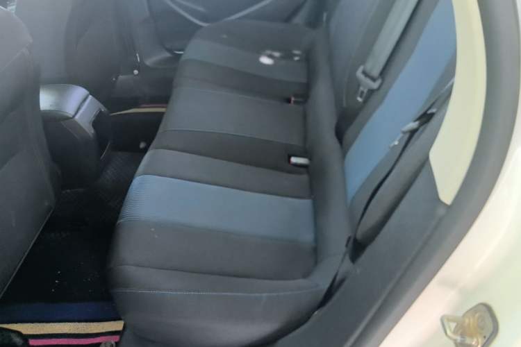 Used Peugeot 308 2019 1.6L Automatic Luxury Version China V Standard Left Rear Seat