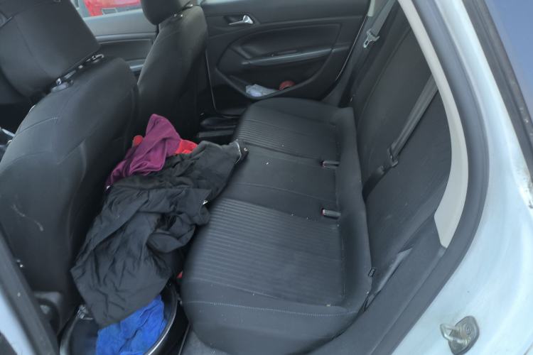 Used Peugeot 308 2019 1.6L Manual Fashion Edition China V Standard Left Rear Seat