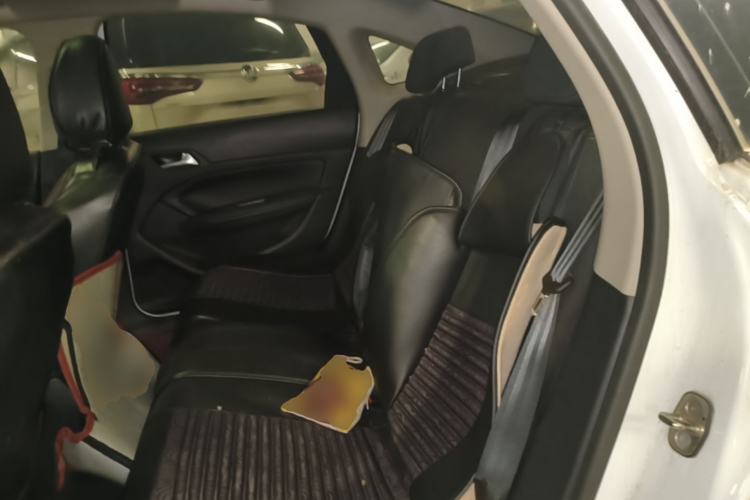 Used Peugeot 308 2019 230THP Automatic Luxury Edition China VI Standard Left Rear Seat