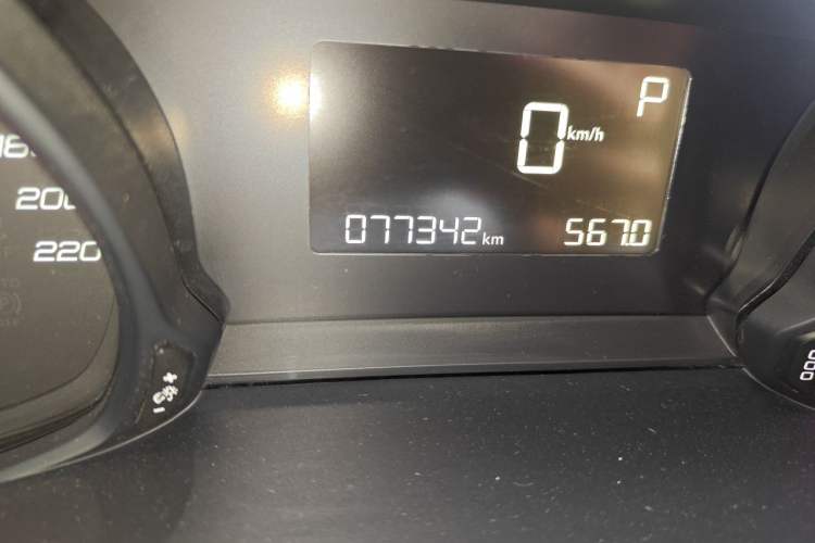 Used Peugeot 308 2019 230THP Automatic Luxury Edition China VI Standard Odometer Close Up