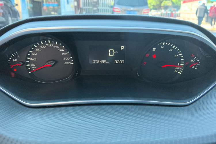Used Peugeot 308 2019 1.6L Automatic Luxury Version China V Standard Odometer Close Up