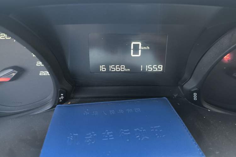 Used Peugeot 308 2019 1.6L Manual Fashion Edition China V Standard Odometer Close Up