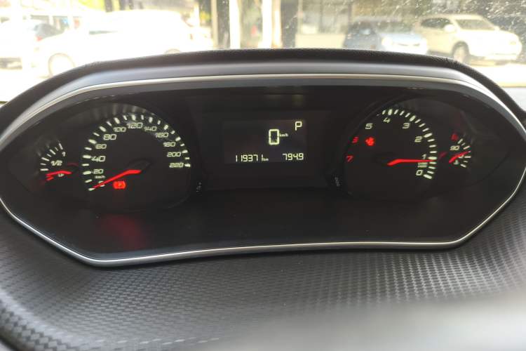 Used Peugeot 308 2019 230THP Automatic Luxury Edition China VI Standard Odometer Close Up
