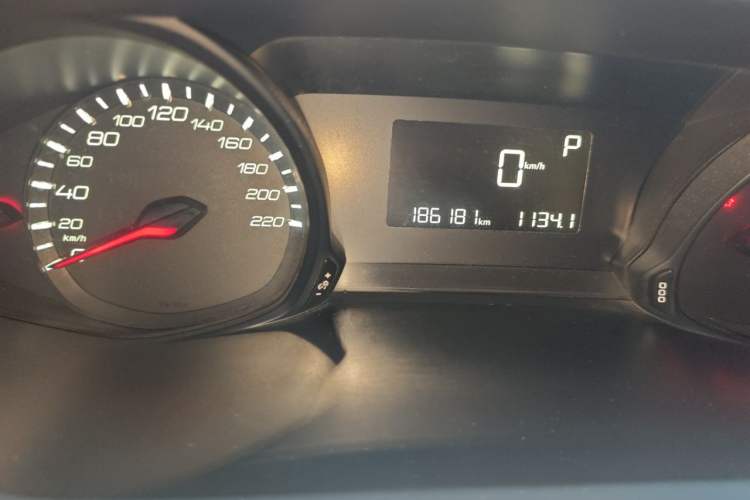Used Peugeot 308 2019 230THP Automatic Luxury Edition China V Standard Odometer Close Up