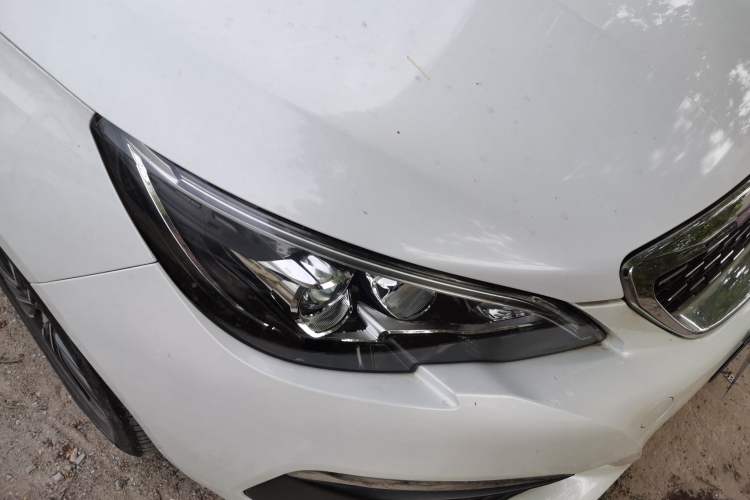 Used Peugeot 308 2019 230THP Automatic Luxury Edition China V Standard Right Front Headlight