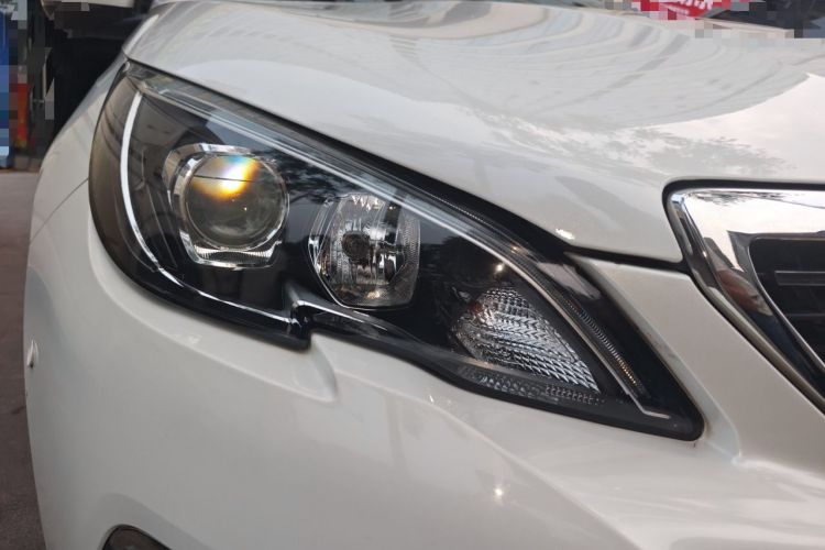Used Peugeot 308 2019 230THP Automatic Luxury Edition China V Standard Right Front Headlight