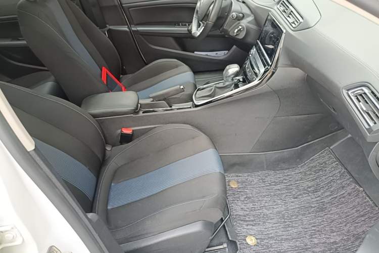 Used Peugeot 308 2019 230THP Automatic Luxury Edition China V Standard Right Front Seat