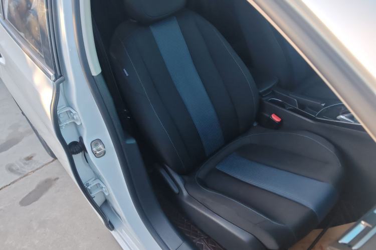 Used Peugeot 308 2019 230THP Automatic Luxury Edition China VI Standard Right Front Seat