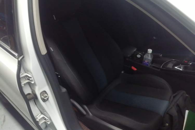 Used Peugeot 308 2019 230THP Automatic Luxury Edition China VI Standard Right Front Seat