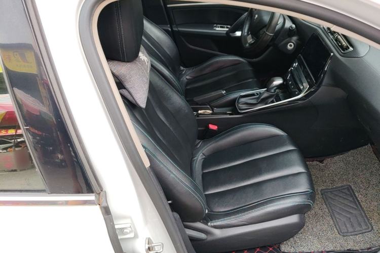 Used Peugeot 308 2019 1.6L Automatic Luxury Version China V Standard Right Front Seat