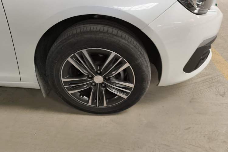 Used Peugeot 308 2019 230THP Automatic Luxury Edition China VI Standard Right Front Wheel Hub