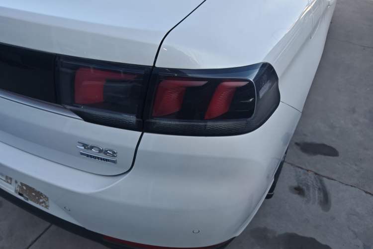 Used Peugeot 308 2019 230THP Automatic Luxury Edition China VI Standard Right Rear Taillight