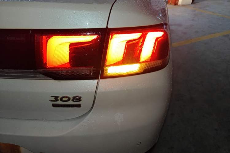 Used Peugeot 308 2019 230THP Automatic Luxury Edition China V Standard Right Rear Taillight