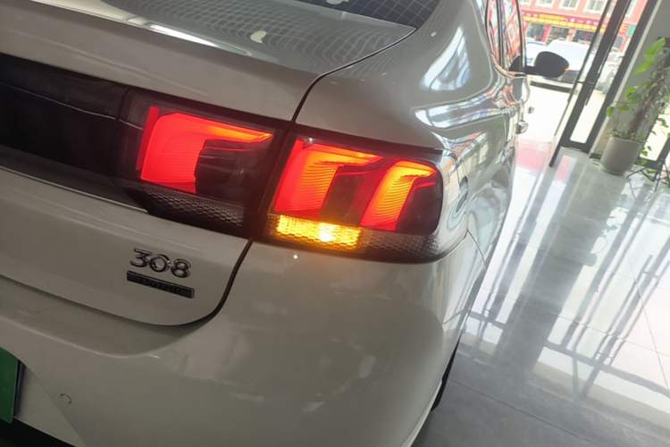 Used Peugeot 308 2019 230THP Automatic Luxury Edition China V Standard Right Rear Taillight