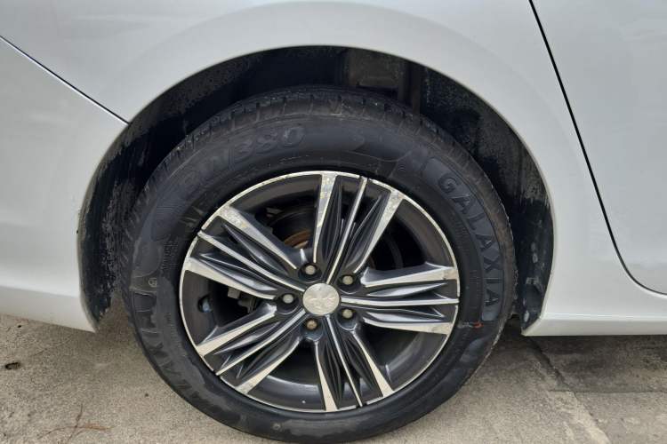 Used Peugeot 308 2019 1.6L Automatic Luxury Version China V Standard Right Rear Wheel Hub