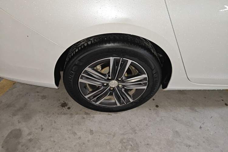 Used Peugeot 308 2019 230THP Automatic Luxury Edition China V Standard Right Rear Wheel Hub