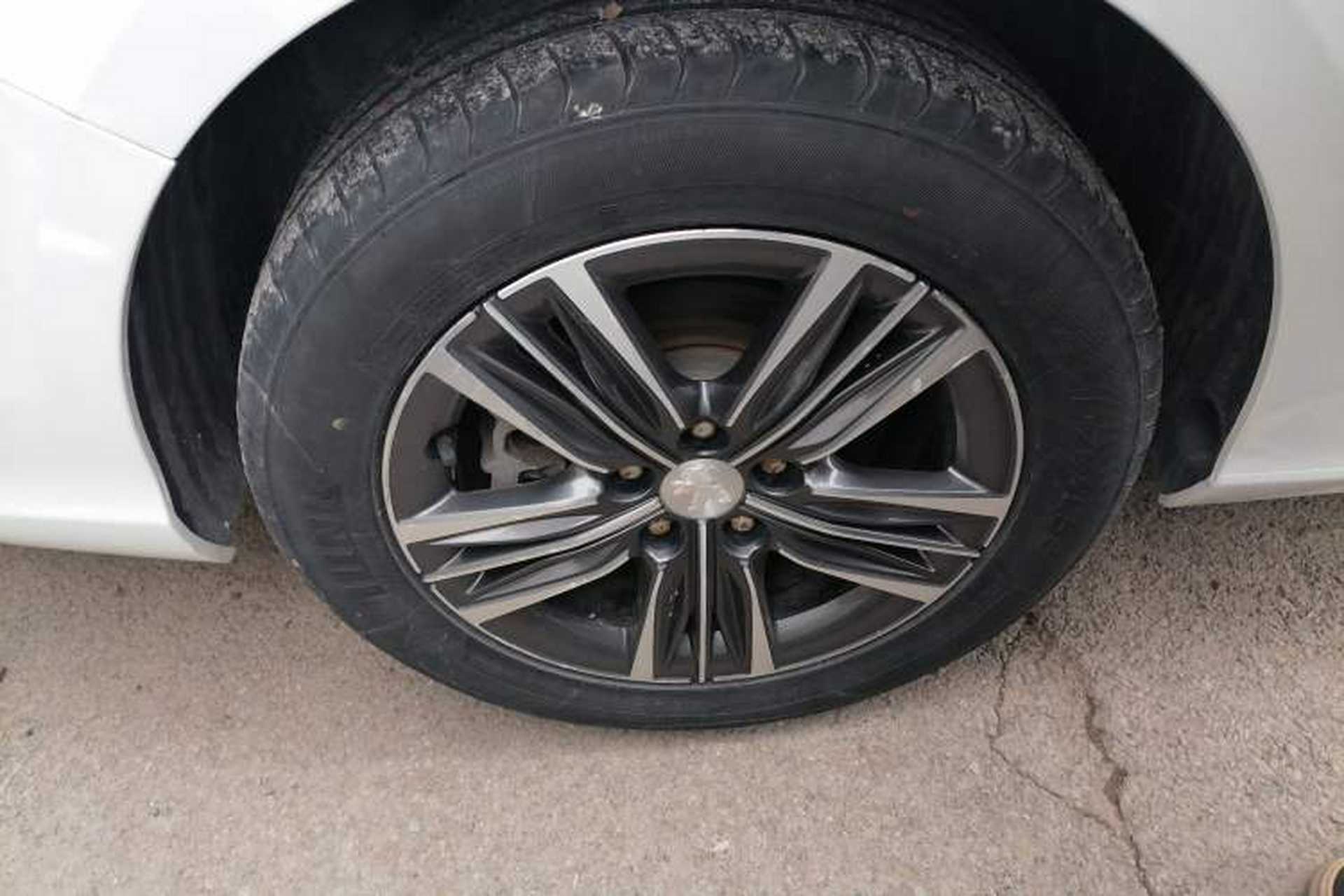 Used Peugeot 308 2019 230THP Automatic Luxury Edition China VI Standard Right Rear Wheel Hub