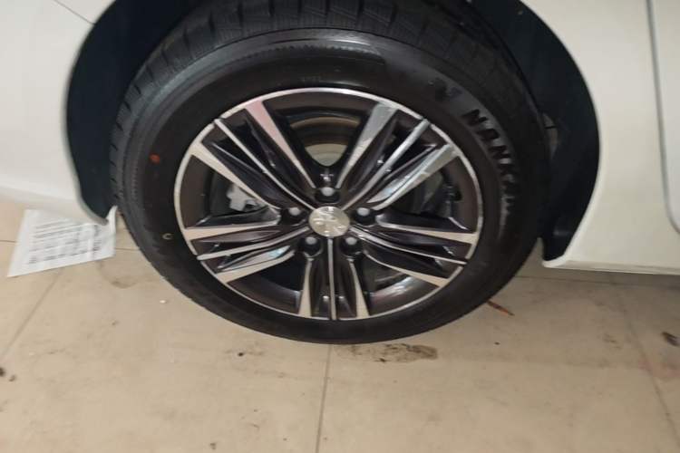 Used Peugeot 308 2019 230THP Automatic Luxury Edition China V Standard Right Rear Wheel Hub