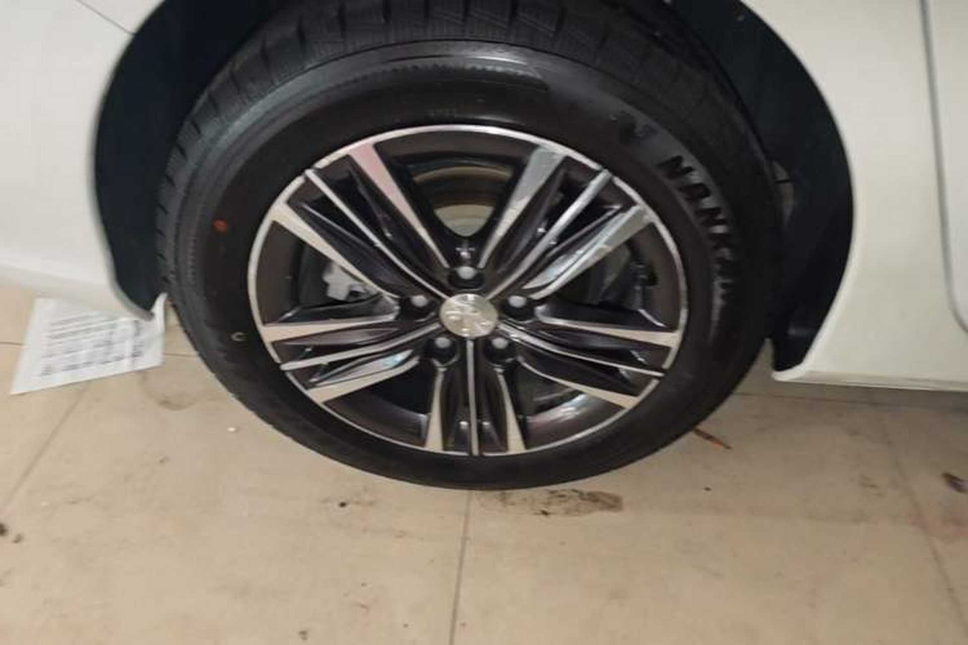 Used Peugeot 308 2019 230THP Automatic Luxury Edition China V Standard Right Rear Wheel Hub