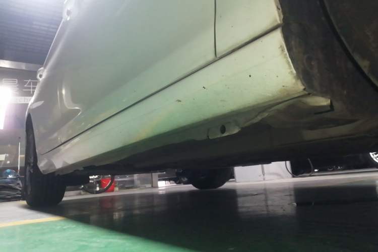 Used Peugeot 308 2019 230THP Automatic Luxury Edition China VI Standard Right Side Sill
