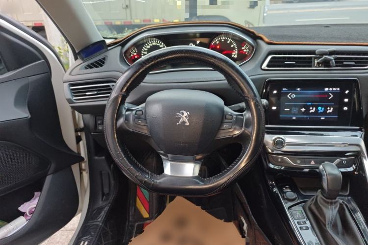 Used Peugeot 308 2019 230THP Automatic Luxury Edition China V Standard Steering Wheel