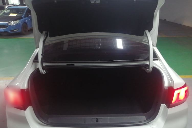 Used Peugeot 308 2019 230THP Automatic Luxury Edition China VI Standard Trunk
