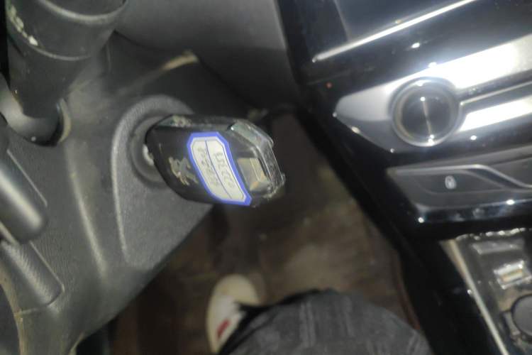 Used Peugeot 308 2019 230THP Automatic Luxury Edition China VI Standard Vehicle Key