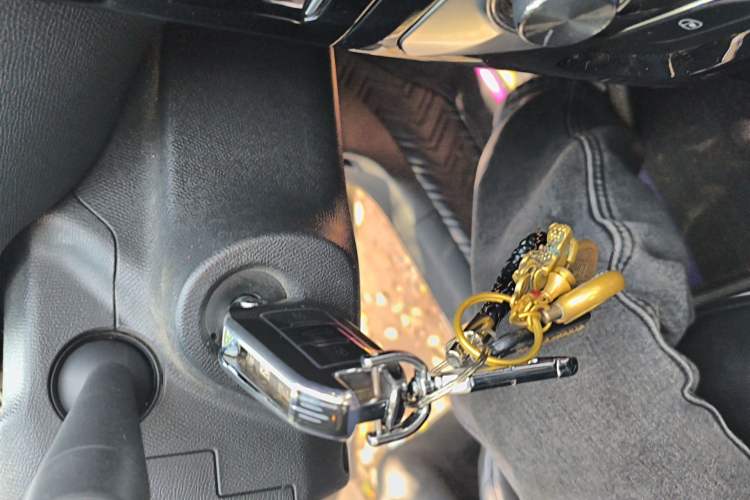Used Peugeot 308 2019 230THP Automatic Luxury Edition China V Standard Vehicle Key