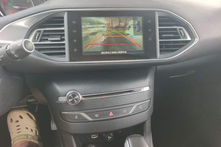 Used Peugeot 308S 2015 1.6T Automatic Ruichi Edition Audio And AC Panel