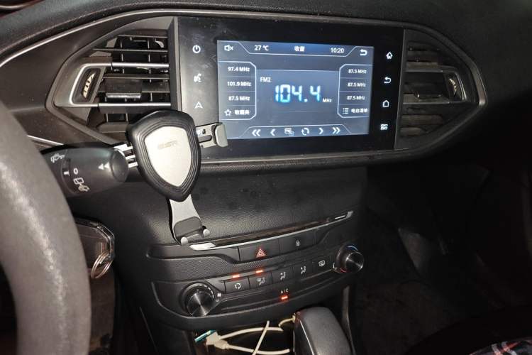 Used Peugeot 308S 2015 1.2T Automatic Shangchi Edition Audio And AC Panel