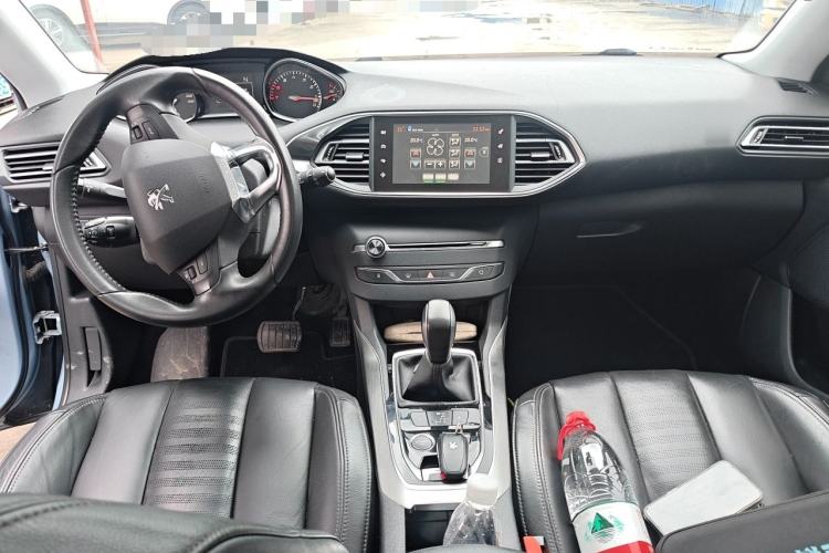 Used Peugeot 308S 2015 1.6T Automatic Ruichi Edition Center Console