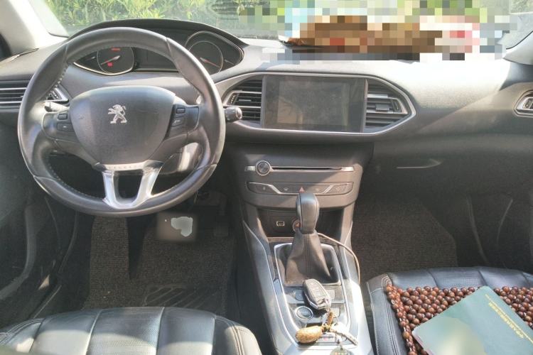 Used Peugeot 308S 2015 1.6T Automatic Ruichi Edition Center Console