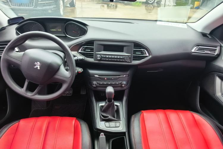 Used Peugeot 308S 2015 1.2T Automatic Shangchi Edition Center Console