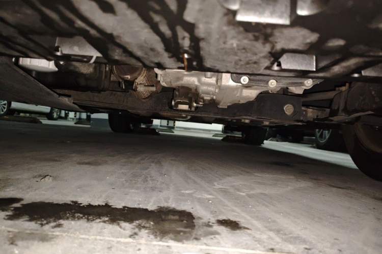 Used Peugeot 308S 2015 1.2T Automatic Jingchi Edition Chassis Front