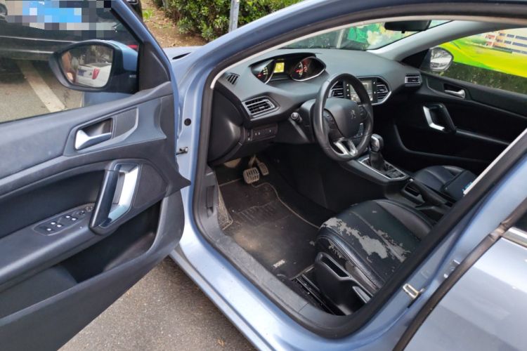 Used Peugeot 308S 2015 1.2T Automatic Jingchi Edition Driver Seat