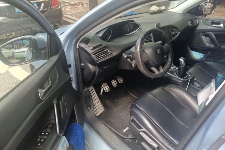 Used Peugeot 308S 2015 1.6L Manual Shangchi Edition Driver Seat