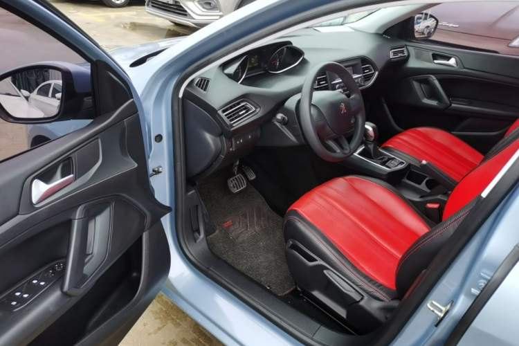 Used Peugeot 308S 2015 1.2T Automatic Shangchi Edition Driver Seat