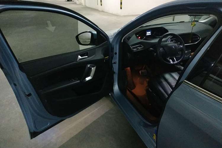 Used Peugeot 308S 2015 1.6T Automatic Ruichi Edition Driver Seat