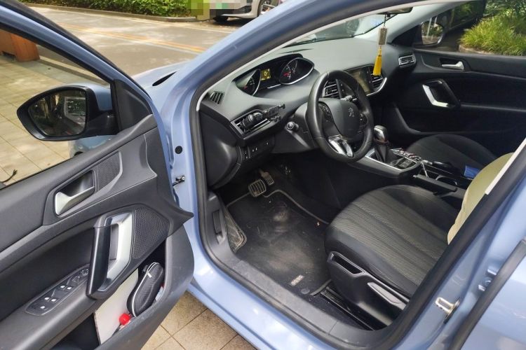 Used Peugeot 308S 2015 1.2T Automatic Jingchi Edition Driver Seat