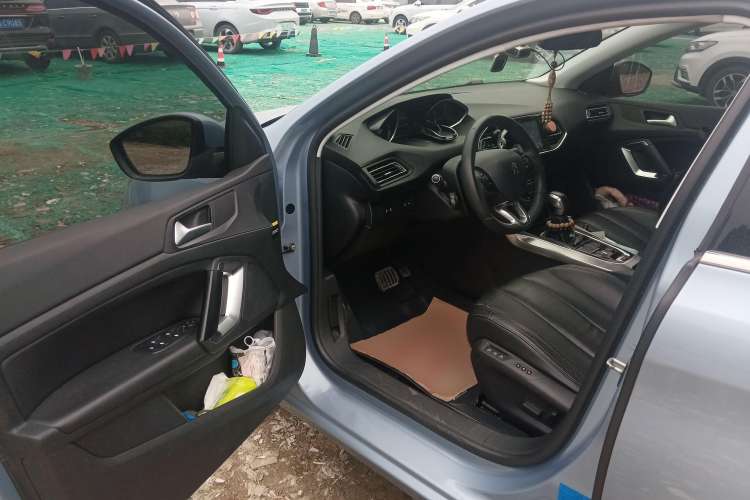 Used Peugeot 308S 2015 1.6T Automatic Ruichi Edition Driver Seat