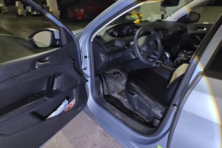 Used Peugeot 308S 2015 1.2T Automatic Shangchi Edition Driver Seat