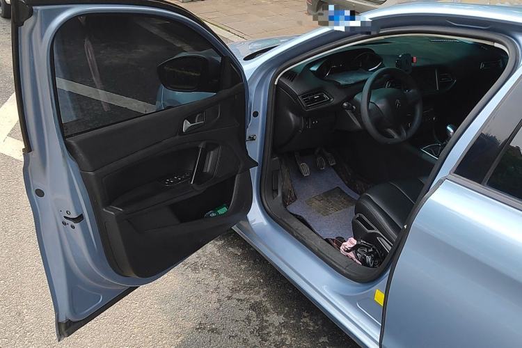 Used Peugeot 308S 2015 1.6L Manual Shangchi Edition Driver Seat