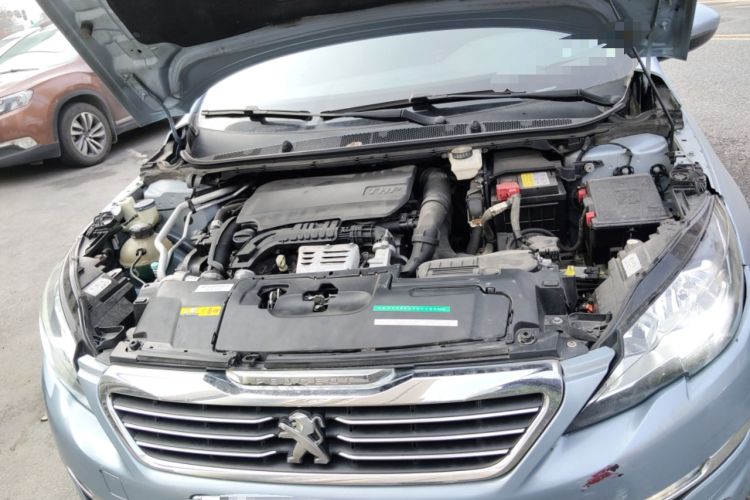 Used Peugeot 308S 2015 1.2T Automatic Jingchi Edition Engine Bay