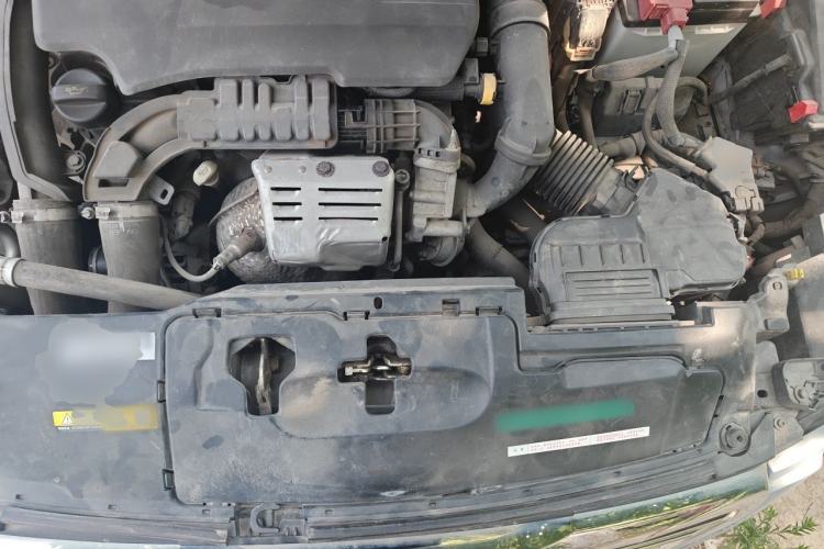 Used Peugeot 308S 2015 1.2T Automatic Jingchi Edition Engine Bay