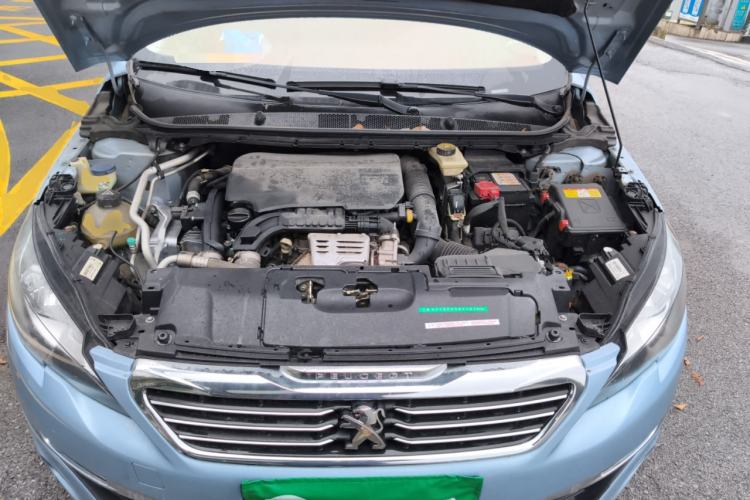 Used Peugeot 308S 2015 1.2T Automatic Jingchi Edition Engine Bay