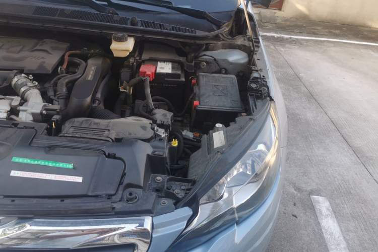 Used Peugeot 308S 2015 1.6T Automatic Jingchi Edition Engine Bay Left