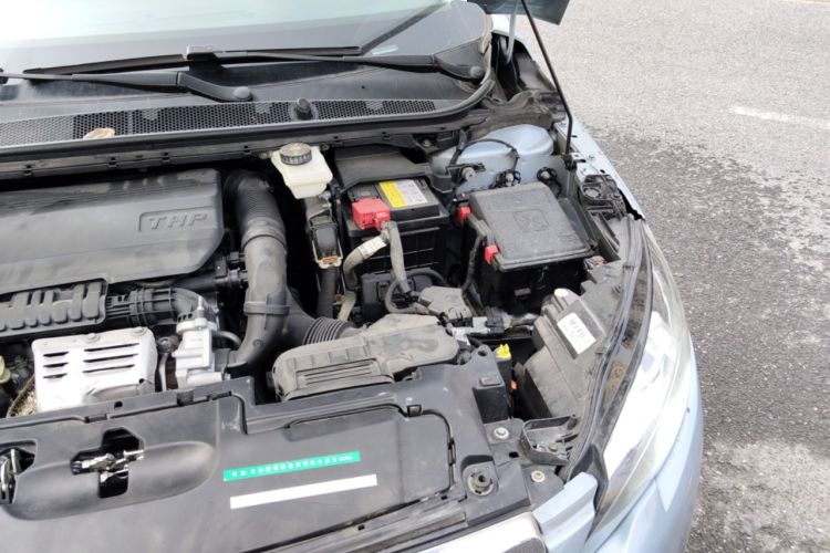 Used Peugeot 308S 2015 1.2T Automatic Jingchi Edition Engine Bay Left