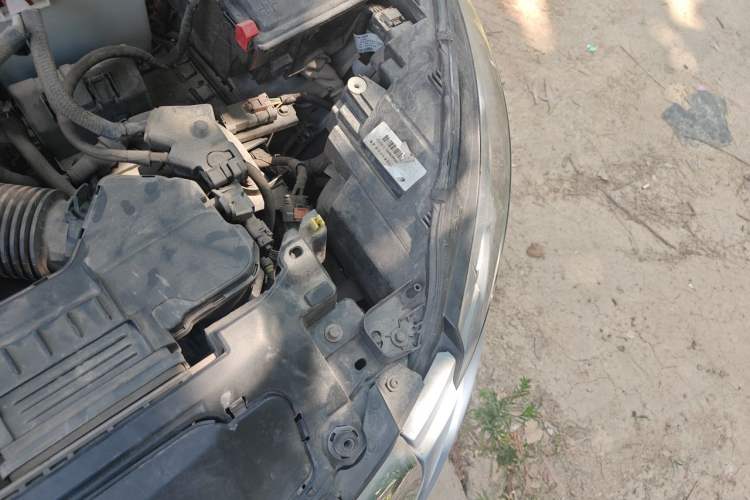 Used Peugeot 308S 2015 1.2T Automatic Jingchi Edition Engine Bay Left
