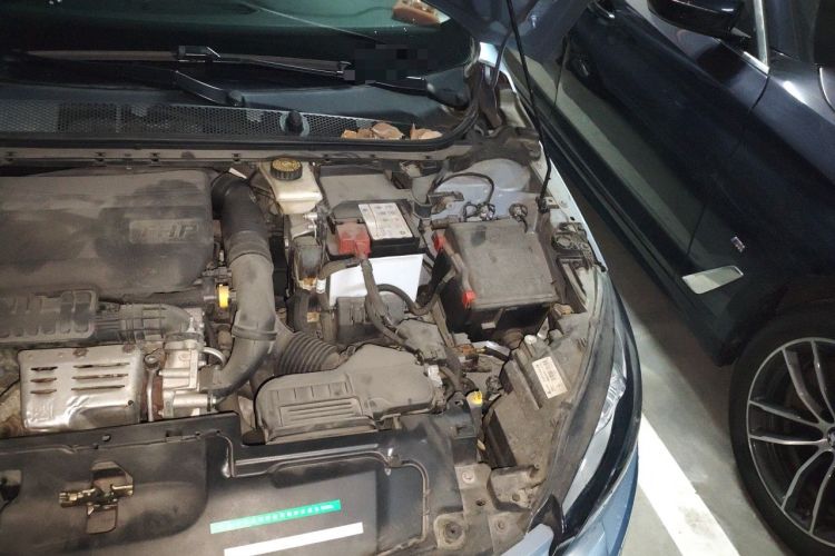 Used Peugeot 308S 2015 1.2T Automatic Jingchi Edition Engine Bay Left